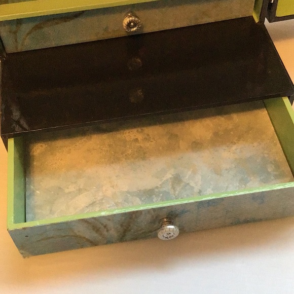 Disney Tinkerbell Enesco jewelery box chest armoir with hooks doors & drawers - Picture 12 of 16